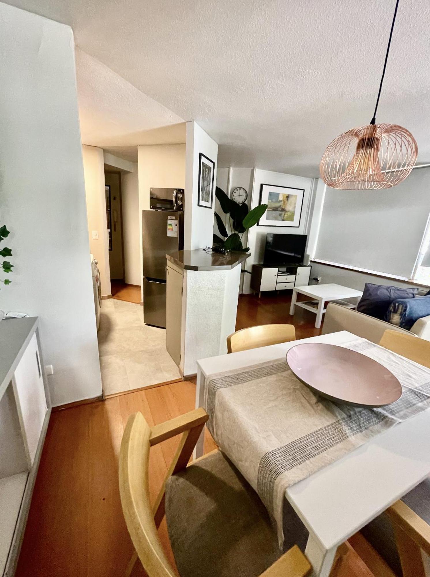 Apartamento Amplio Departamento En Vitacura - Lavadora - Cocina Remodelada